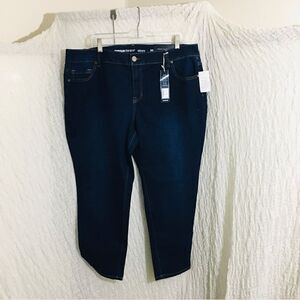 Avenue NWT Denim “Skinny” Dark Blue Size 20 Petite